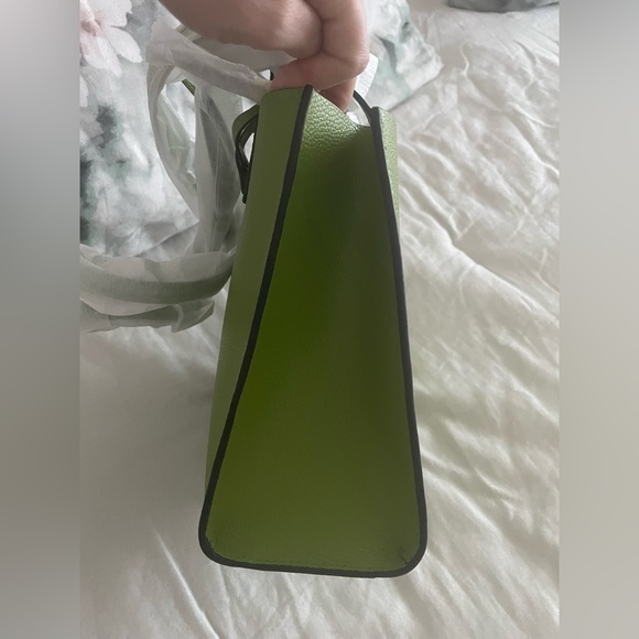 NWT Marc Jacobs Small crossbody - Picture 3 of 8